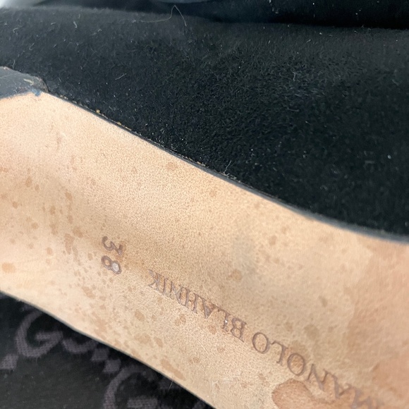 VINTAGE MANOLO BLAHNIK SUEDE BOOTIES - Picture 10 of 10